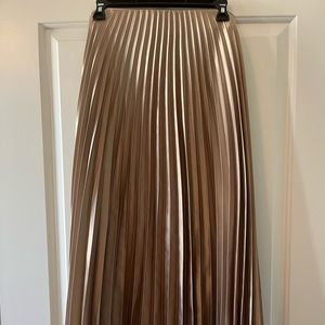 Zara MIDI pleated skirt